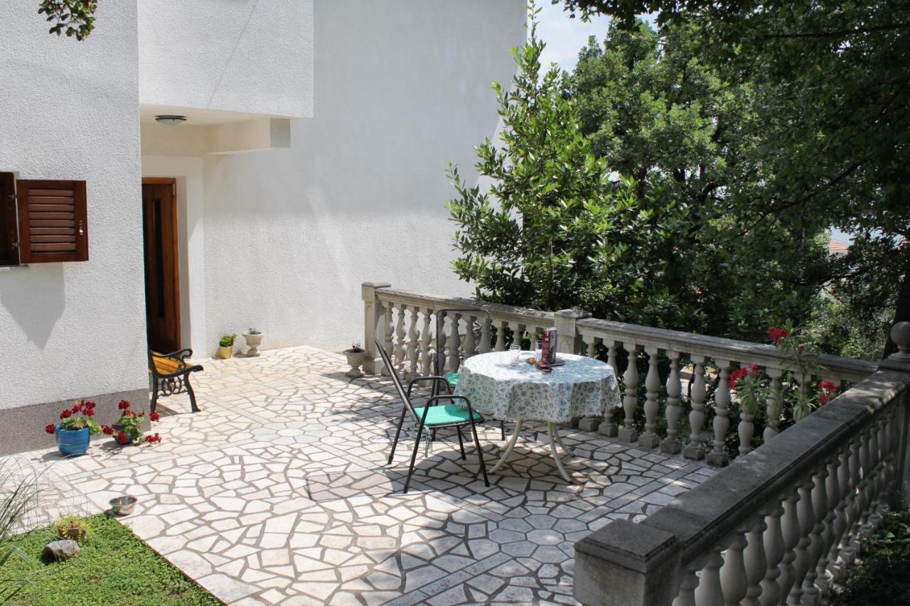 Apartments With A Parking Space Novi Vinodolski - 2423 外观 照片